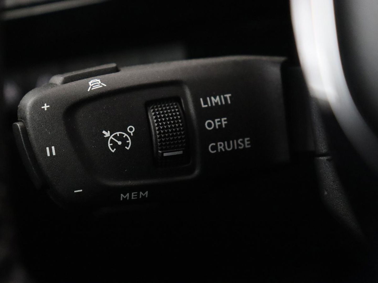 Peugeot 508 1.6 HYbrid 225 Allure | Adaptive cruise | Half leder | Marix LED | Carplay | Camera | Keyless | Navigatie | Getint glas | Climate control | PHEV | Plug In