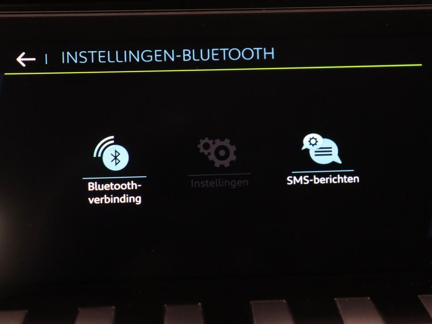 Peugeot 508 1.6 HYbrid 225 Allure | Adaptive cruise | Half leder | Marix LED | Carplay | Camera | Keyless | Navigatie | Getint glas | Climate control | PHEV | Plug In