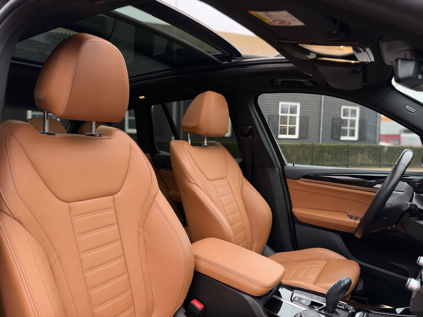 BMW iX3 High Executive 80 kWh SOH 97% PANORAMADAK/HEAD-UP/HARMANKARDON/ /TREKHAAK/LEER FULL-LED/360" CAMERA |