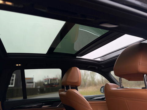 BMW iX3 High Executive 80 kWh SOH 97% PANORAMADAK/HEAD-UP/HARMANKARDON/ /TREKHAAK/LEER FULL-LED/360" CAMERA |