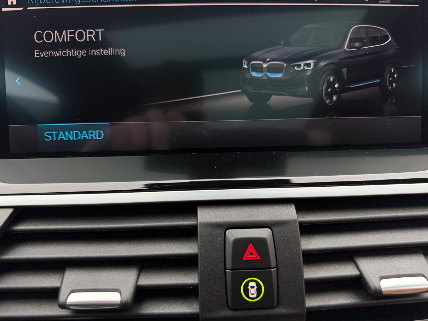 BMW iX3 High Executive 80 kWh SOH 97% PANORAMADAK/HEAD-UP/HARMANKARDON/ /TREKHAAK/LEER FULL-LED/360" CAMERA |