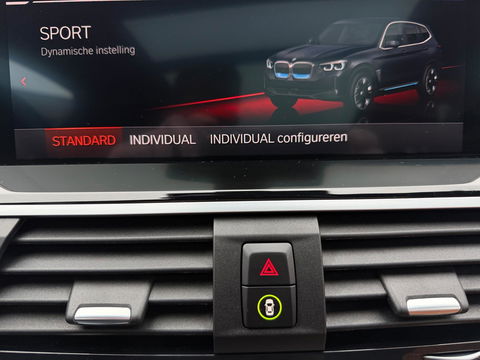 BMW iX3 High Executive 80 kWh SOH 97% PANORAMADAK/HEAD-UP/HARMANKARDON/ /TREKHAAK/LEER FULL-LED/360" CAMERA |