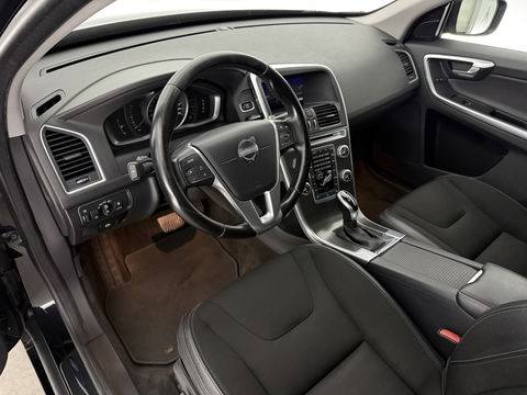 Volvo XC60 2.0 D4 FWD R-Design | Camera | Clima | Cruise | Trekh. | Stoelverw. | Navigatie