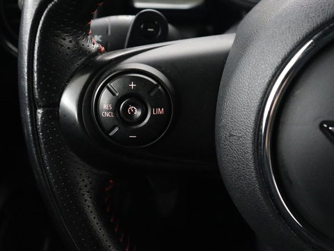 MINI Cooper S 2.0 Knightsbridge Edition | Panoramadak | Leder | Stoelverwarming | Head-Up | Carplay | Harman/Kardon | Navigatie | Climate control | Park Assist | Cruise control | Bluetooth
