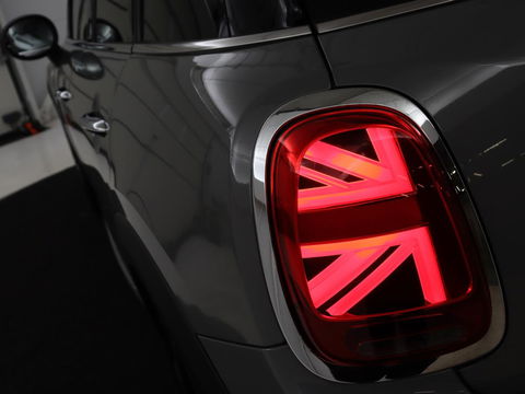 MINI Cooper S 2.0 Knightsbridge Edition | Panoramadak | Leder | Stoelverwarming | Head-Up | Carplay | Harman/Kardon | Navigatie | Climate control | Park Assist | Cruise control | Bluetooth