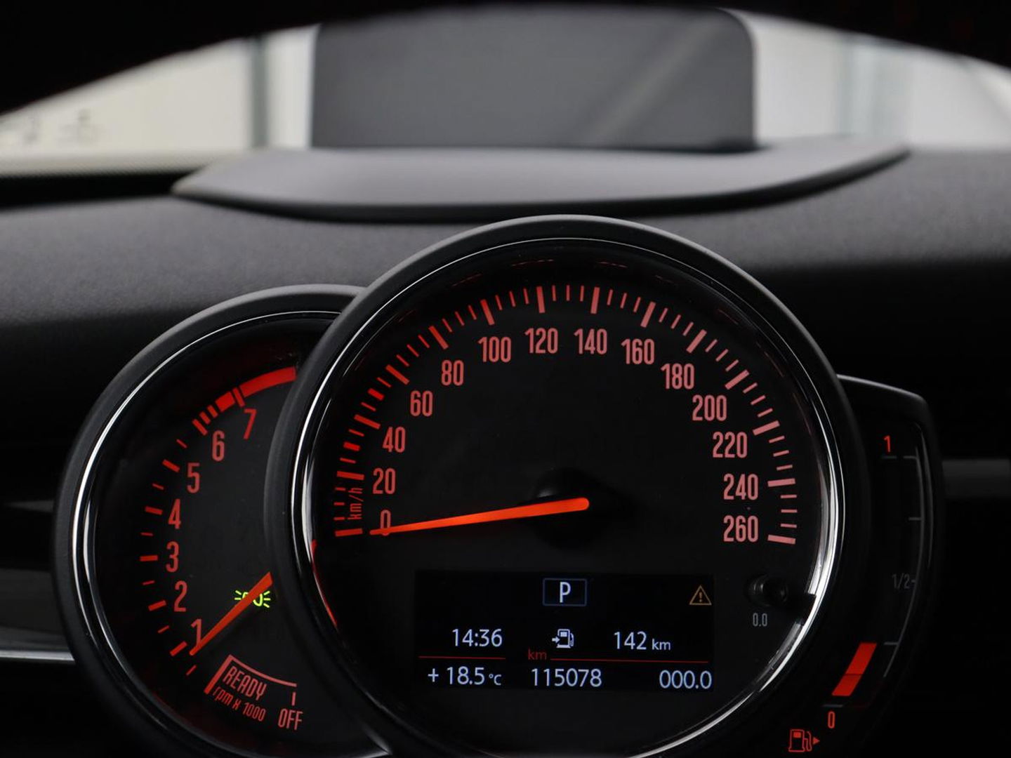 MINI Cooper S 2.0 Knightsbridge Edition | Panoramadak | Leder | Stoelverwarming | Head-Up | Carplay | Harman/Kardon | Navigatie | Climate control | Park Assist | Cruise control | Bluetooth