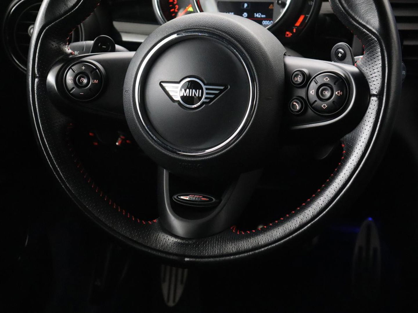 MINI Cooper S 2.0 Knightsbridge Edition | Panoramadak | Leder | Stoelverwarming | Head-Up | Carplay | Harman/Kardon | Navigatie | Climate control | Park Assist | Cruise control | Bluetooth