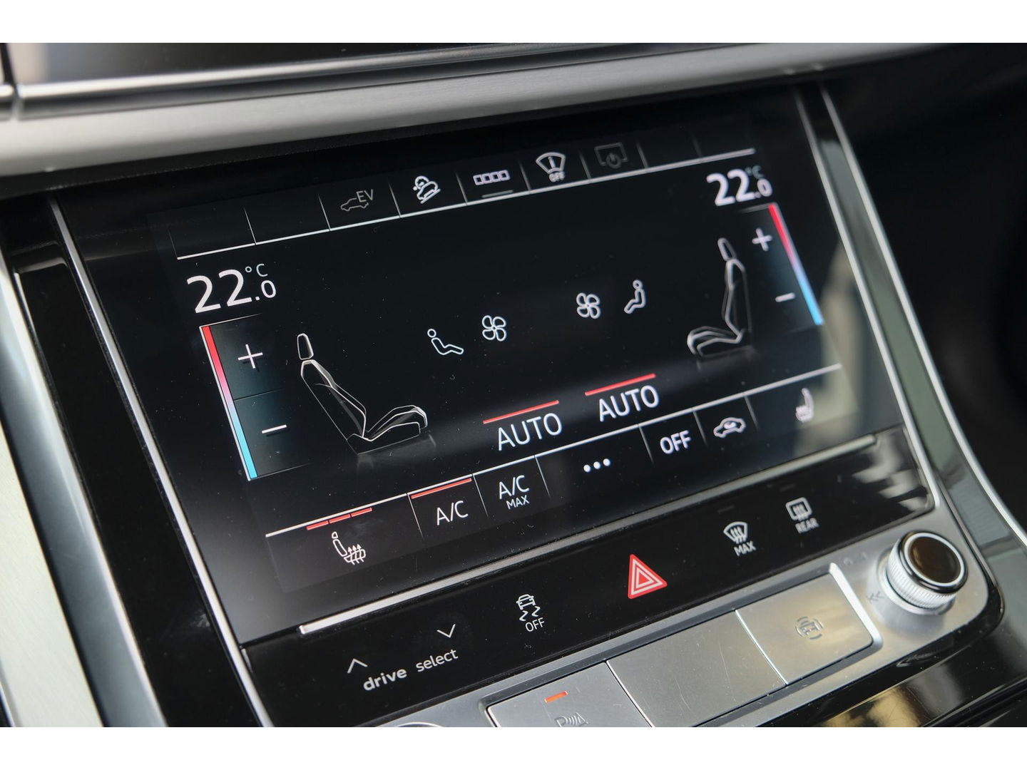 Audi Q7 60 TFSIe 455pk Competition Hybrid Panoramadak *BTW* Head-up Trekhaak elektrisch Leder Adaptive cruise DAB Carplay