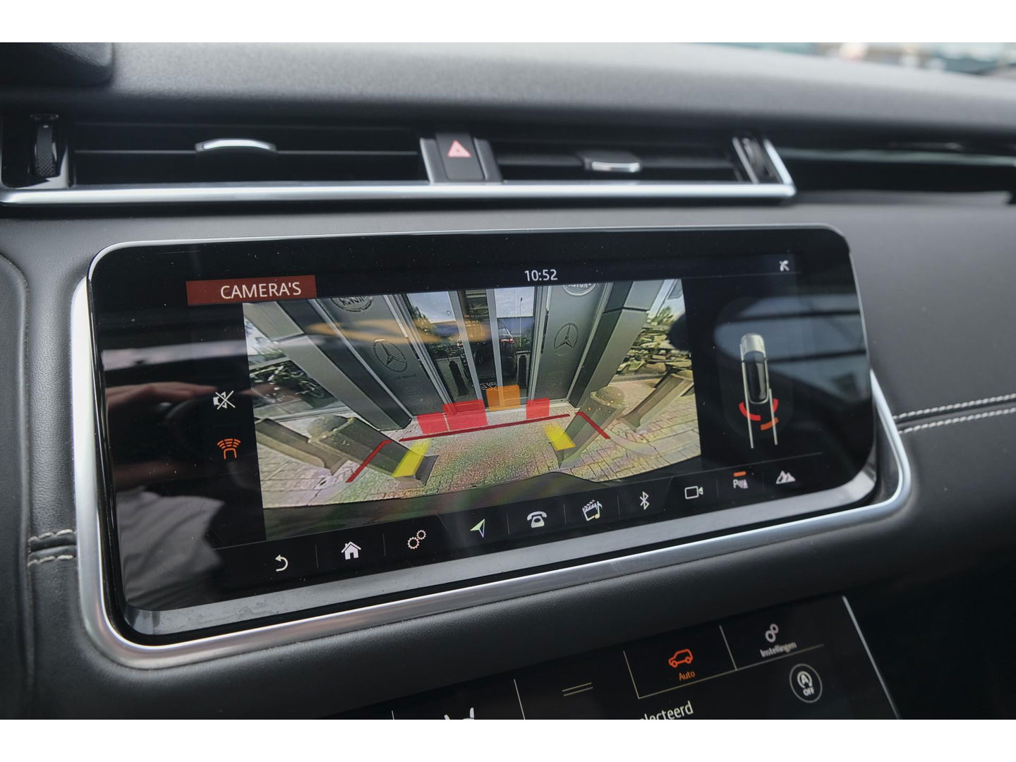 Land Rover Range Rover Velar D300 V6 300pk R-dynamic Grijs kenteken Panoramadak Medidian 22" LMV SVR