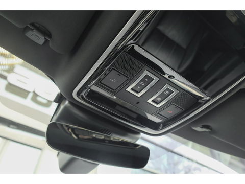 Land Rover Range Rover Velar D300 V6 300pk R-dynamic Grijs kenteken Panoramadak Medidian 22" LMV SVR