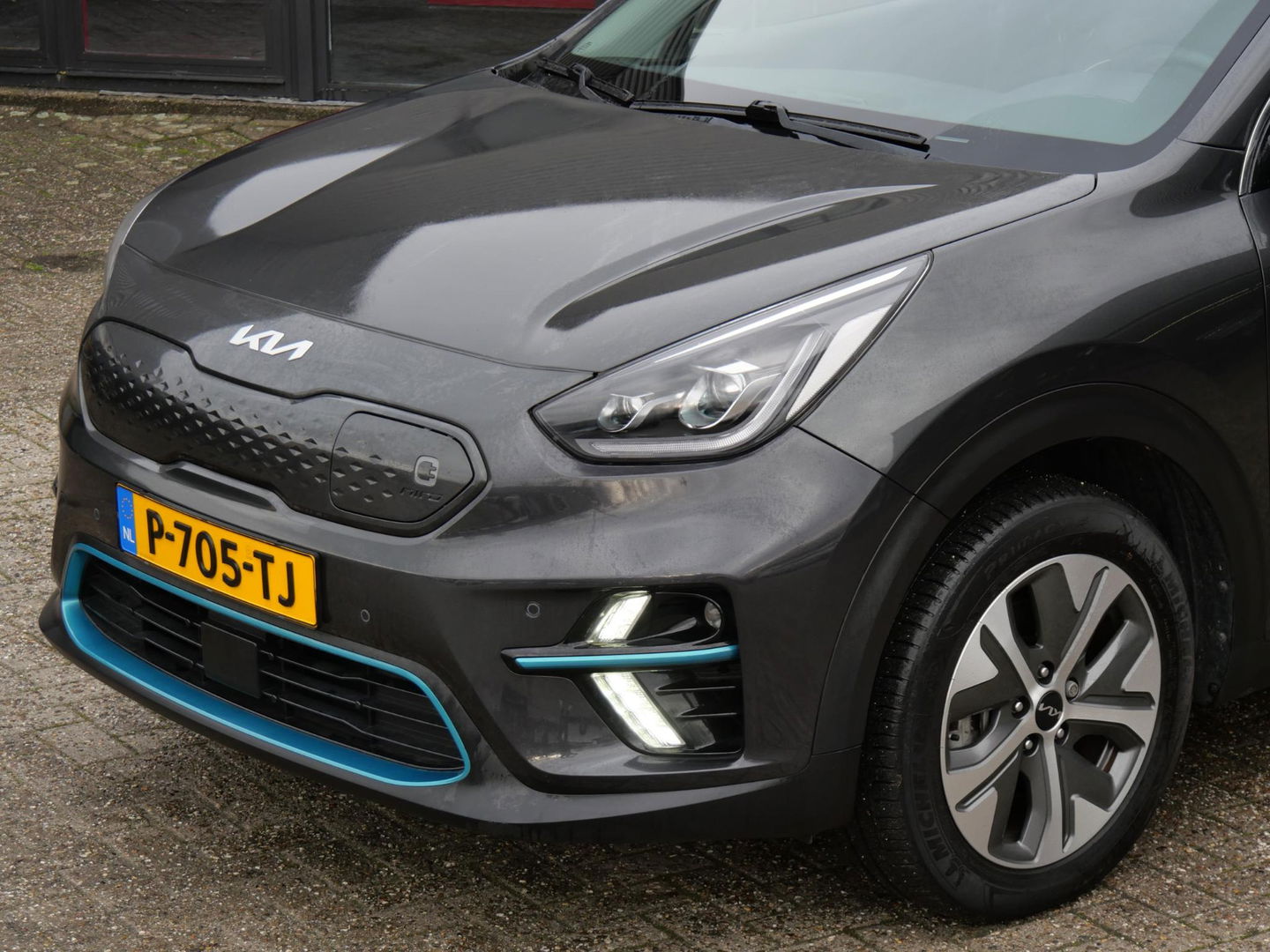 Kia e-Niro 64kWh/ 3-FASE/ SCHUIFDAK/ DYNAMICPLUSLINE/ SOH 100%