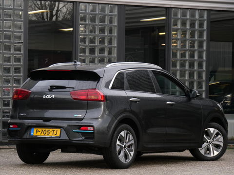 Kia e-Niro 64kWh/ 3-FASE/ SCHUIFDAK/ DYNAMICPLUSLINE/ SOH 100%