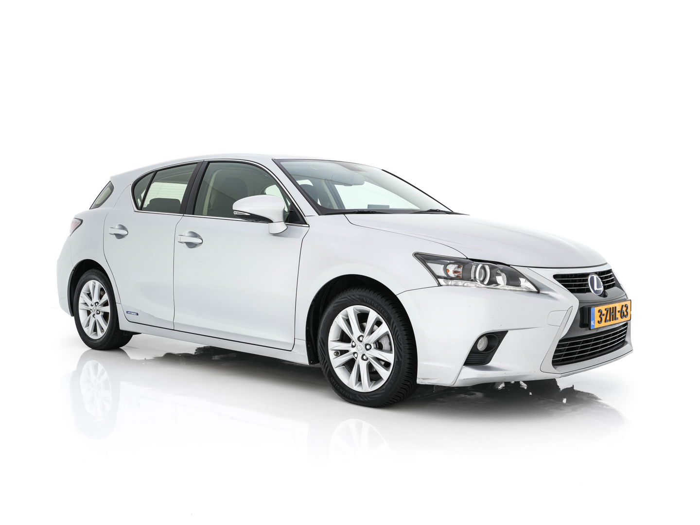 Lexus CT 200h Business Line Aut.*NAVI-FULLMAP | ALCANTARA | COMFORT-SEATS | CAMERA | ECC | CRUISE | 16''ALU*