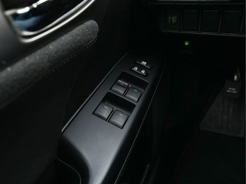 Lexus CT 200h Business Line Aut.*NAVI-FULLMAP | ALCANTARA | COMFORT-SEATS | CAMERA | ECC | CRUISE | 16''ALU*