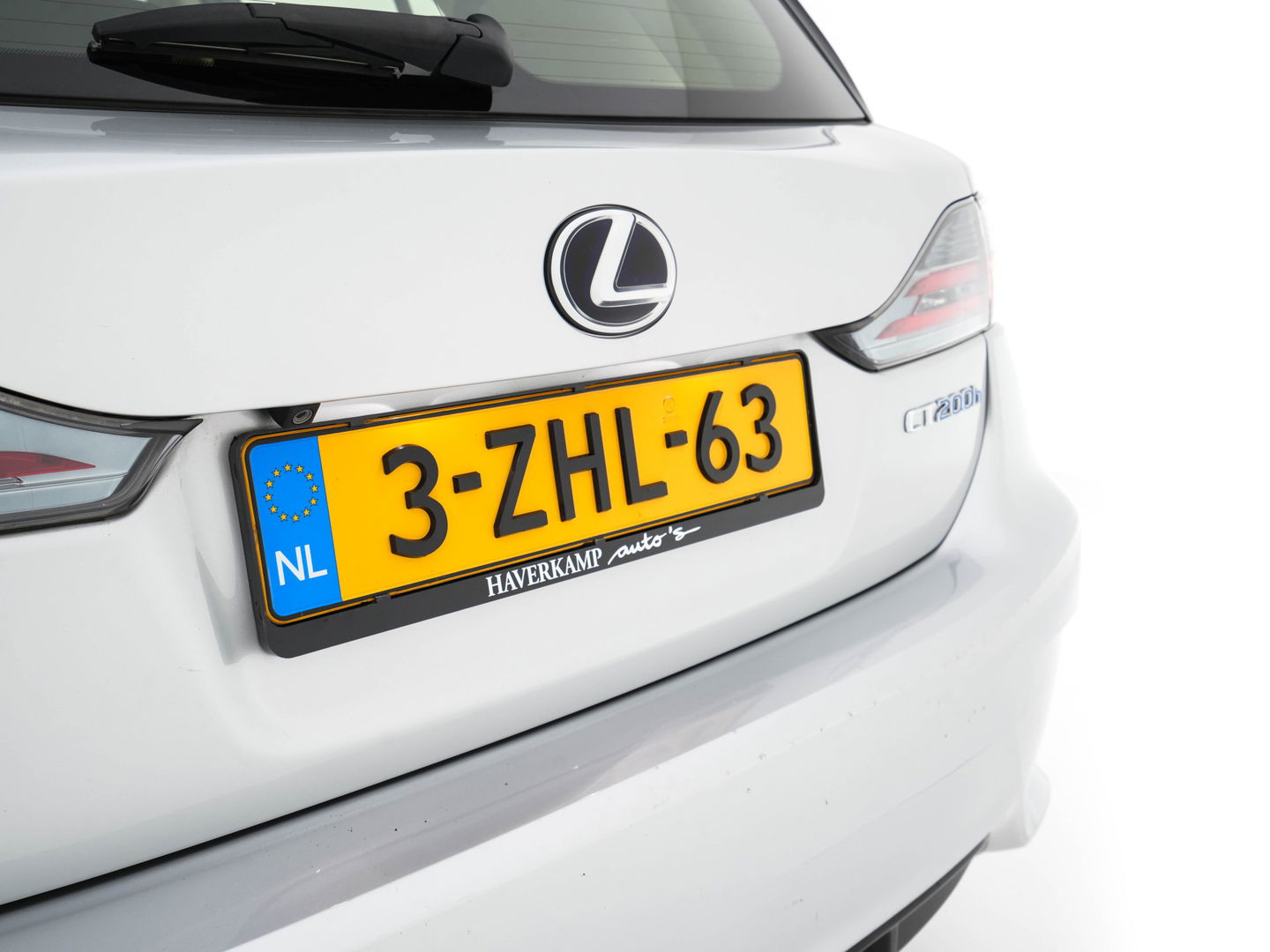 Lexus CT 200h Business Line Aut.*NAVI-FULLMAP | ALCANTARA | COMFORT-SEATS | CAMERA | ECC | CRUISE | 16''ALU*