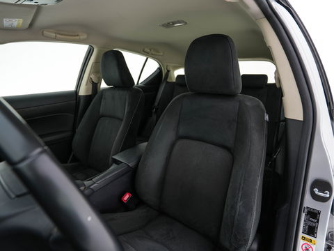 Lexus CT 200h Business Line Aut.*NAVI-FULLMAP | ALCANTARA | COMFORT-SEATS | CAMERA | ECC | CRUISE | 16''ALU*