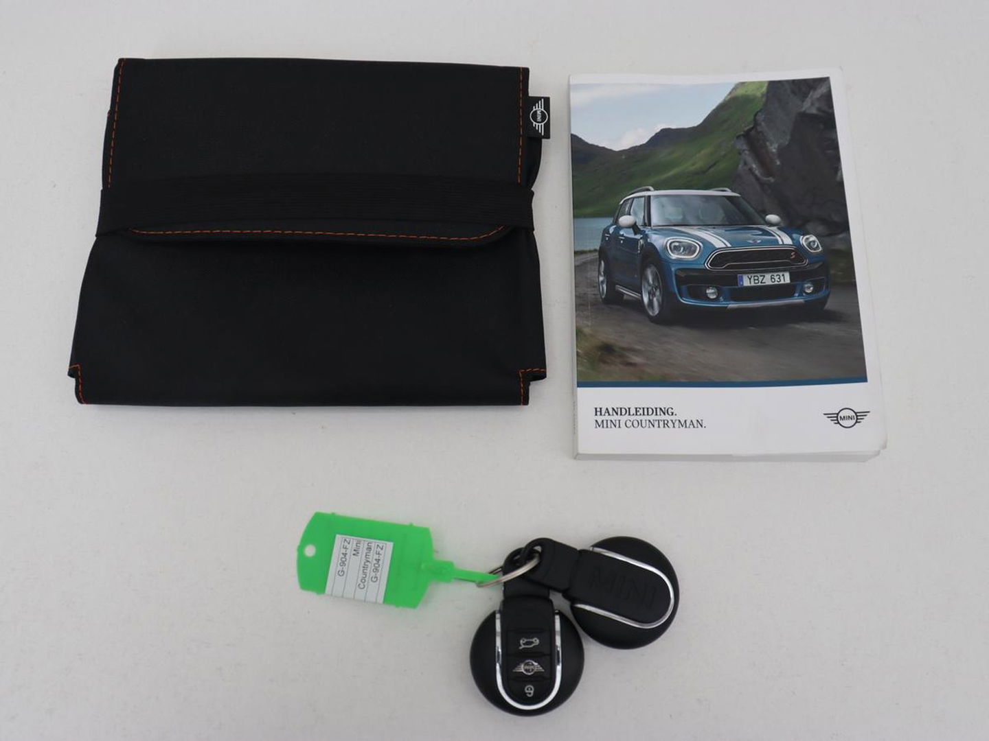 MINI Countryman 2.0 John Cooper Works ALL4 Chili | Panoramadak | Leder | Adaptive cruise | Stoelverwarming | Head-Up | Camera | Memory | Carplay | Navigatie | Full LED | Origineel NL