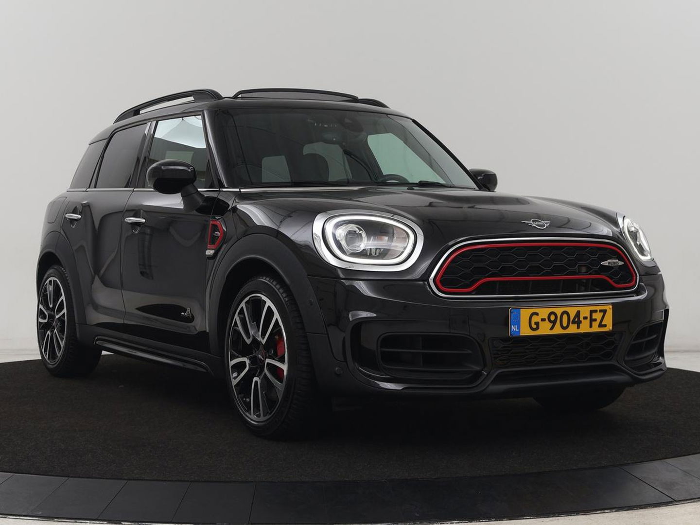 MINI Countryman 2.0 John Cooper Works ALL4 Chili | Panoramadak | Leder | Adaptive cruise | Stoelverwarming | Head-Up | Camera | Memory | Carplay | Navigatie | Full LED | Origineel NL
