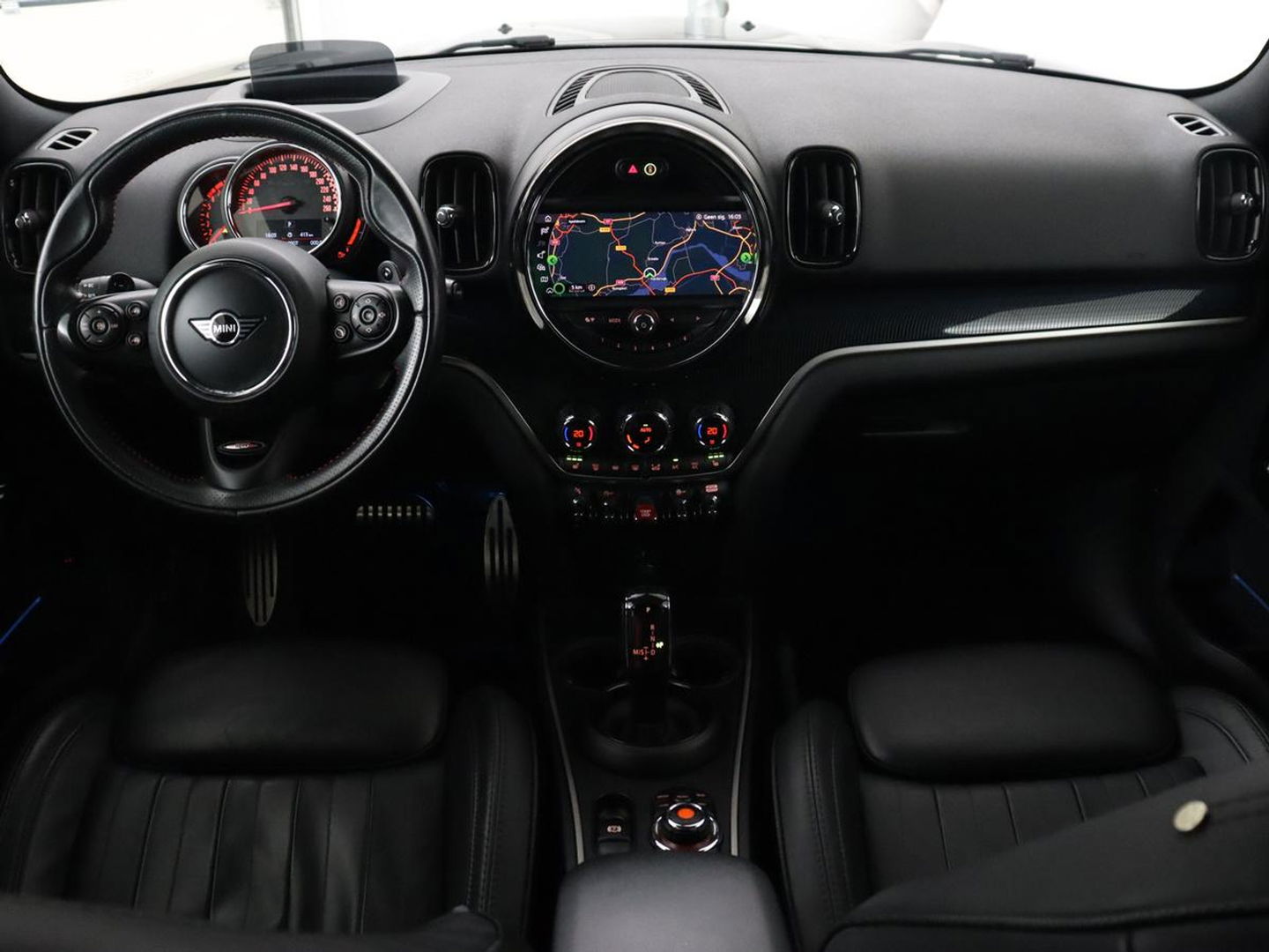 MINI Countryman 2.0 John Cooper Works ALL4 Chili | Panoramadak | Leder | Adaptive cruise | Stoelverwarming | Head-Up | Camera | Memory | Carplay | Navigatie | Full LED | Origineel NL