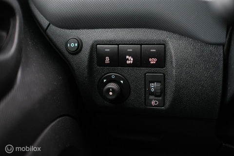 Peugeot Partner bestel 120 1.6 BlueHDi Automaat | LED | Navigatie | Airco | PDC | Marge auto |