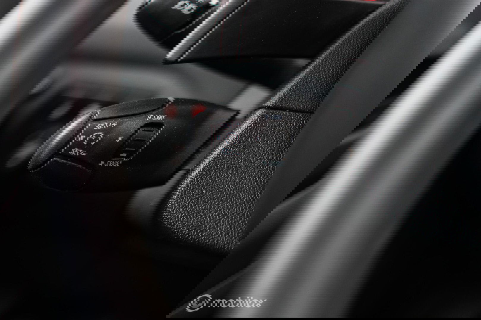 Peugeot Partner bestel 120 1.6 BlueHDi Automaat | LED | Navigatie | Airco | PDC | Marge auto |