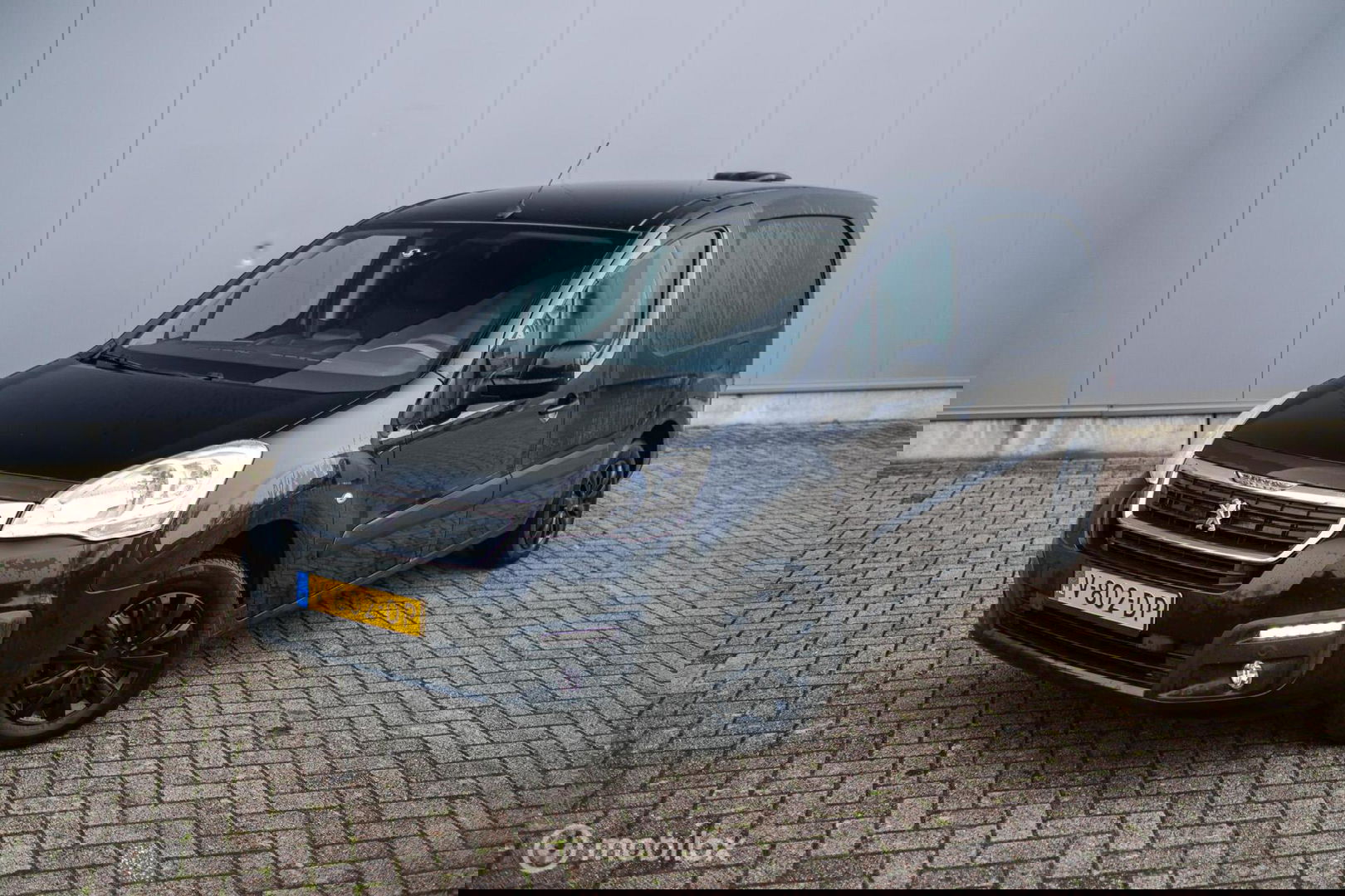 Peugeot Partner bestel 120 1.6 BlueHDi Automaat | LED | Navigatie | Airco | PDC | Marge auto |