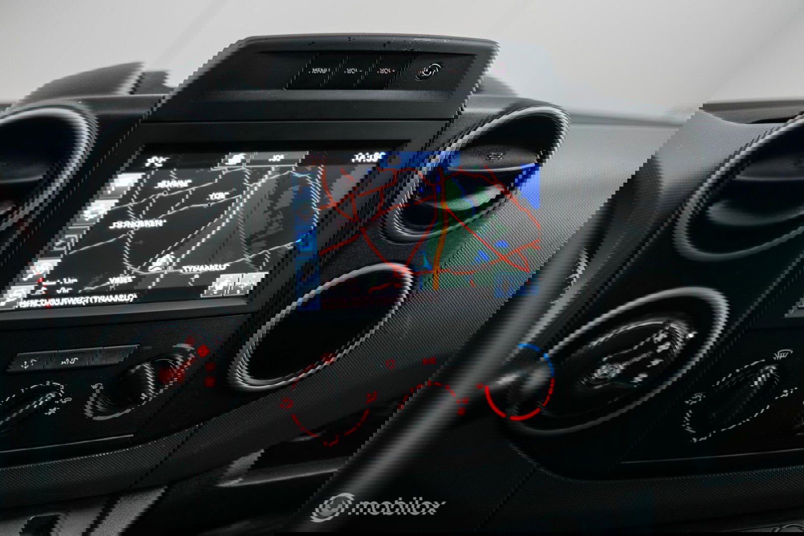 Peugeot Partner bestel 120 1.6 BlueHDi Automaat | LED | Navigatie | Airco | PDC | Marge auto |