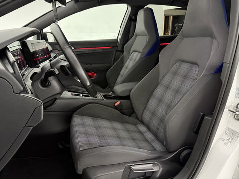 Volkswagen Golf 1.4 eHybrid GTE Black Style | SOH 89% | Sfeer | Virtual | Adap. Cruise | Stoel/stuur verw. | Camera | Carplay