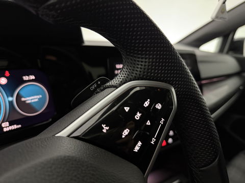 Volkswagen Golf 1.4 eHybrid GTE Black Style | SOH 89% | Sfeer | Virtual | Adap. Cruise | Stoel/stuur verw. | Camera | Carplay