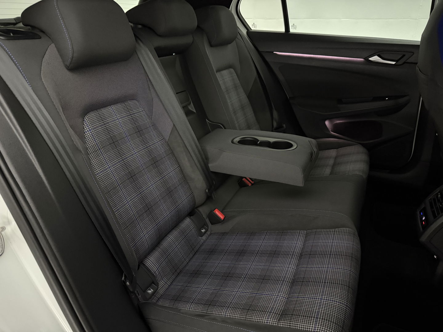 Volkswagen Golf 1.4 eHybrid GTE Black Style | SOH 89% | Sfeer | Virtual | Adap. Cruise | Stoel/stuur verw. | Camera | Carplay