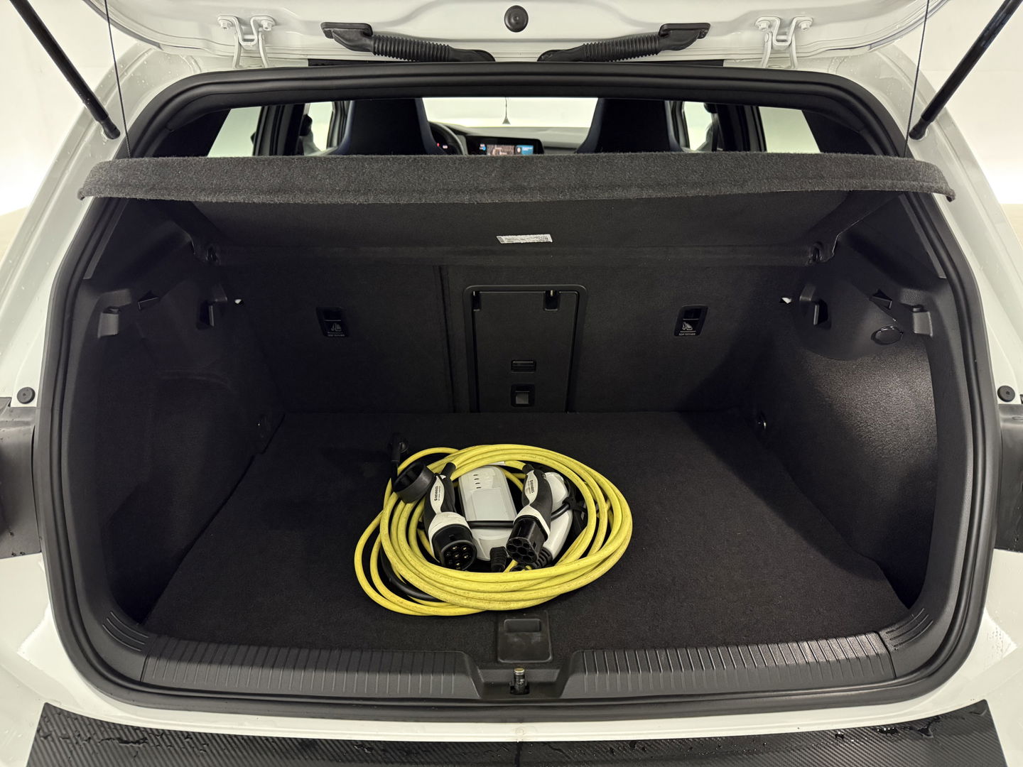 Volkswagen Golf 1.4 eHybrid GTE Black Style | SOH 89% | Sfeer | Virtual | Adap. Cruise | Stoel/stuur verw. | Camera | Carplay