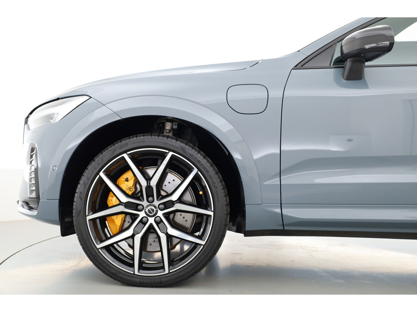 Volvo XC60 2.0 T8 Plug-in-hybrid AWD Polestar Engineered | Pano | Öhlins | Bowers & Wilkins | HUD | Elek. Trekhaak | 360cam | 22''