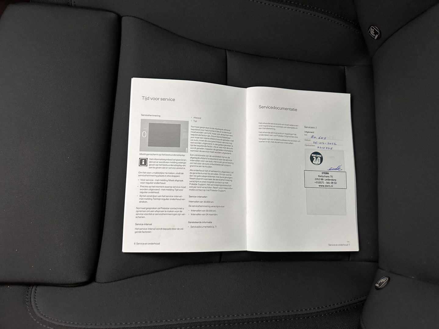 Polestar 2 Long Range Dual Motor Launch Edition 78kWh [ 3-Fase ] (INCL.BTW) *PANO | NAVI-FULLMAP | FULL-LED | ADAPTIVE-CRUISE | BLIND-SPOT | TOP-VIEW | KEYLESS | LANE-ASSIST | DIGI-COCKPIT | CARPLAY | DAB+ | HEATED-COMFORTSEATS | ECC | MEMORY-PACK | PDC |