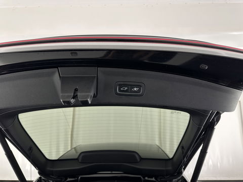 Polestar 2 Long Range Dual Motor Launch Edition 78kWh [ 3-Fase ] (INCL.BTW) *PANO | NAVI-FULLMAP | FULL-LED | ADAPTIVE-CRUISE | BLIND-SPOT | TOP-VIEW | KEYLESS | LANE-ASSIST | DIGI-COCKPIT | CARPLAY | DAB+ | HEATED-COMFORTSEATS | ECC | MEMORY-PACK | PDC |