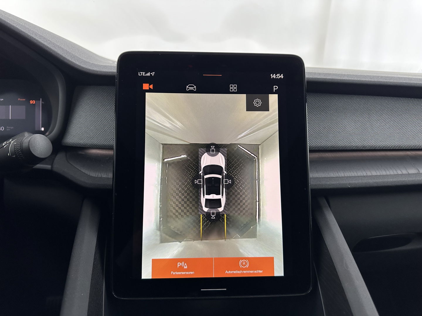 Polestar 2 Long Range Dual Motor Launch Edition 78kWh [ 3-Fase ] (INCL.BTW) *PANO | NAVI-FULLMAP | FULL-LED | ADAPTIVE-CRUISE | BLIND-SPOT | TOP-VIEW | KEYLESS | LANE-ASSIST | DIGI-COCKPIT | CARPLAY | DAB+ | HEATED-COMFORTSEATS | ECC | MEMORY-PACK | PDC |