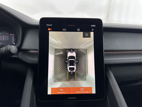 Polestar 2 Long Range Dual Motor Launch Edition 78kWh [ 3-Fase ] (INCL.BTW) *PANO | NAVI-FULLMAP | FULL-LED | ADAPTIVE-CRUISE | BLIND-SPOT | TOP-VIEW | KEYLESS | LANE-ASSIST | DIGI-COCKPIT | CARPLAY | DAB+ | HEATED-COMFORTSEATS | ECC | MEMORY-PACK | PDC |