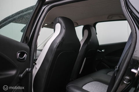 Renault ZOE R110 Life 52 kWh (ex Accu) | Halfleder | Lmv | PDC | Airco | Rijklaarprijs |