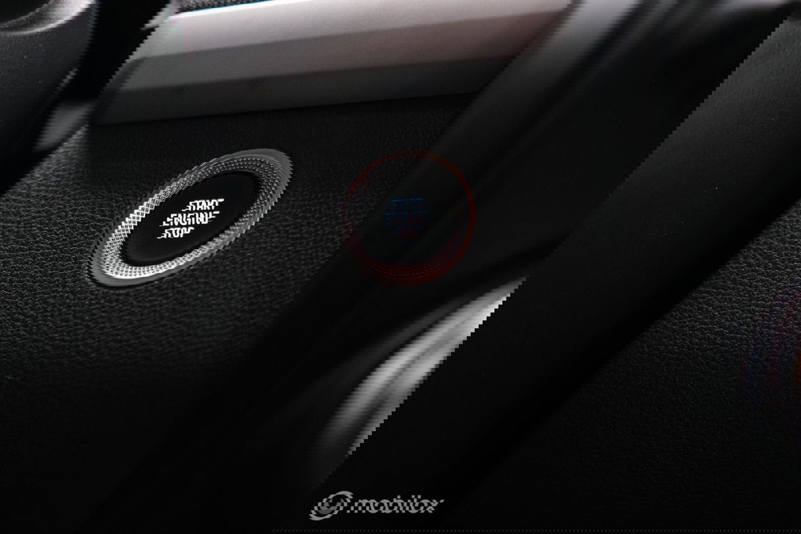 Renault ZOE R110 Life 52 kWh (ex Accu) | Halfleder | Lmv | PDC | Airco | Rijklaarprijs |