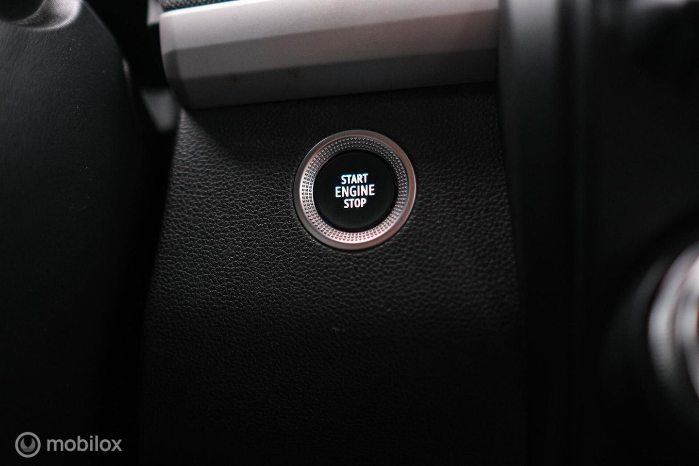 Renault ZOE R110 Life 52 kWh (ex Accu) | Halfleder | Lmv | PDC | Airco | Rijklaarprijs |