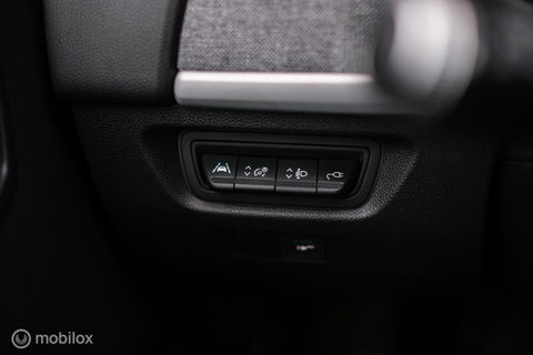 Renault ZOE R110 Life 52 kWh (ex Accu) | Halfleder | Lmv | PDC | Airco | Rijklaarprijs |