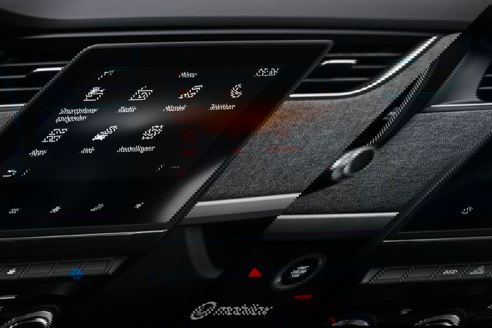 Renault ZOE R110 Life 52 kWh (ex Accu) | Halfleder | Lmv | PDC | Airco | Rijklaarprijs |