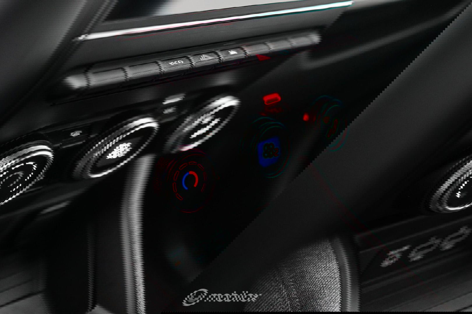 Renault ZOE R110 Life 52 kWh (ex Accu) | Halfleder | Lmv | PDC | Airco | Rijklaarprijs |