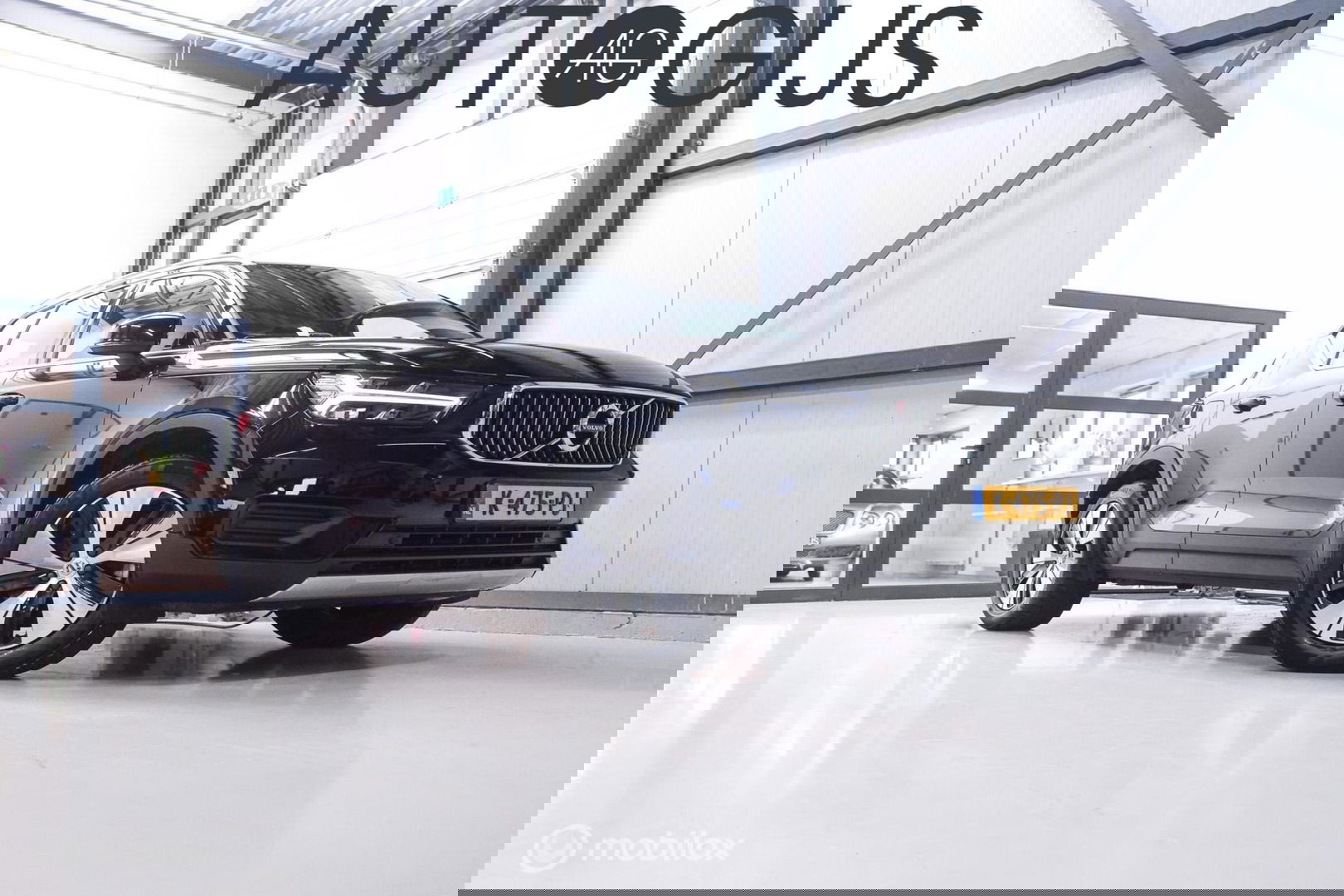 Volvo XC40 1.5 T4 Recharge Inscription Expression | Trekhaak | Camera | Stoel + stuurwielverwarming | btw auto | 1e eigenaar | rijklaarprij