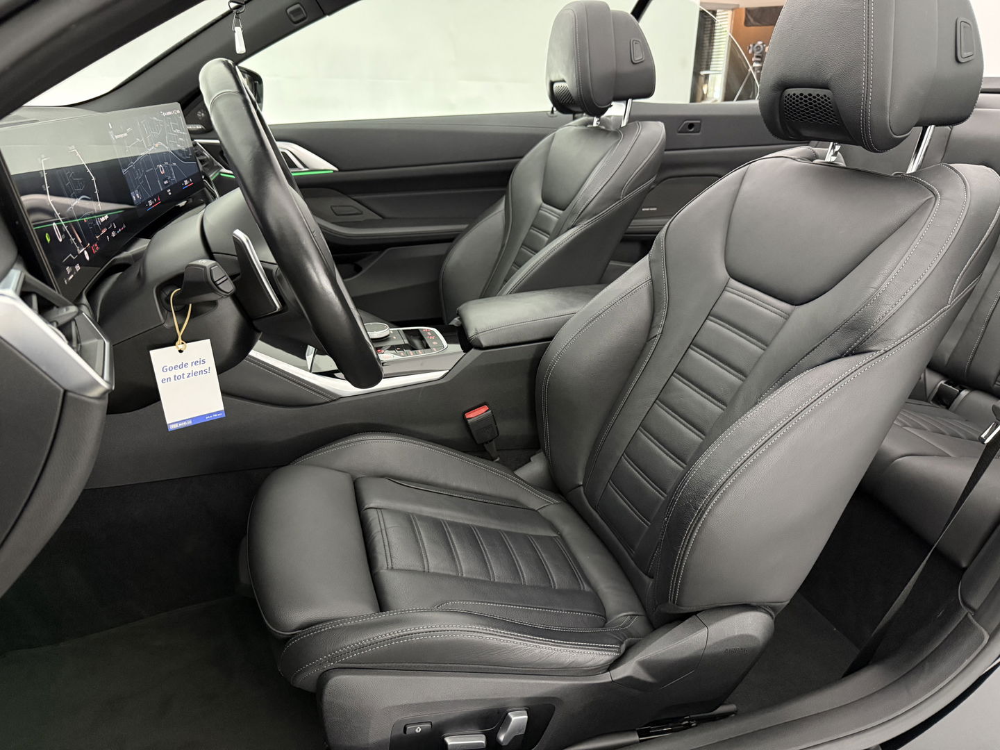 BMW 4 Serie M440i xDrive 374PK M-pakket High Executive | Cabrio | BMW Laser | Memory | Curved Display | H/K | HuD | Sfeer | 360°