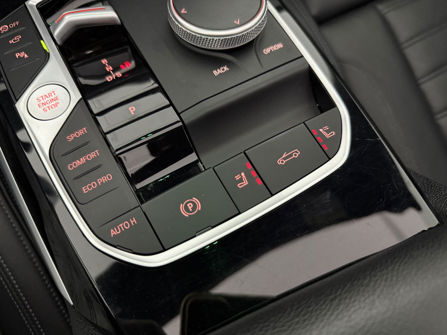 BMW 4 Serie M440i xDrive 374PK M-pakket High Executive | Cabrio | BMW Laser | Memory | Curved Display | H/K | HuD | Sfeer | 360°