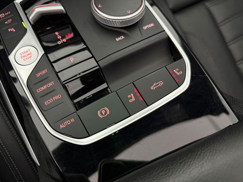 BMW 4 Serie M440i xDrive 374PK M-pakket High Executive | Cabrio | BMW Laser | Memory | Curved Display | H/K | HuD | Sfeer | 360°