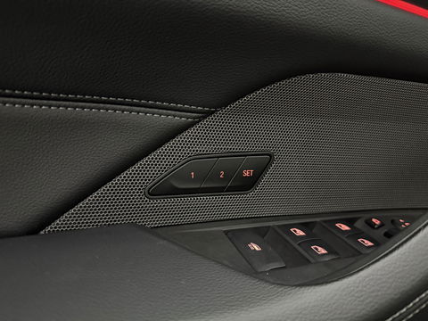 BMW 4 Serie M440i xDrive 374PK M-pakket High Executive | Cabrio | BMW Laser | Memory | Curved Display | H/K | HuD | Sfeer | 360°