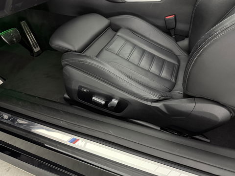 BMW 4 Serie M440i xDrive 374PK M-pakket High Executive | Cabrio | BMW Laser | Memory | Curved Display | H/K | HuD | Sfeer | 360°