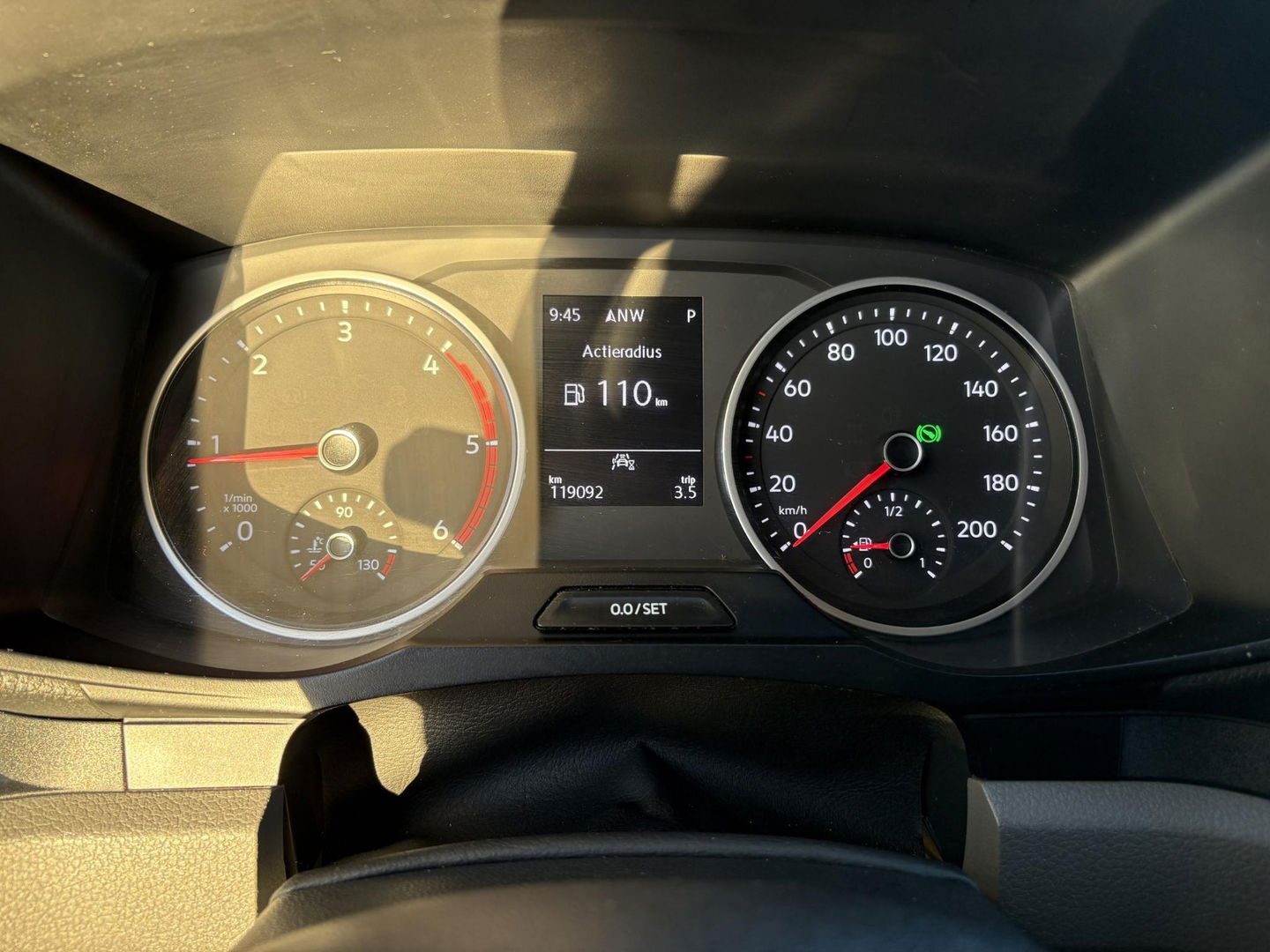 Volkswagen Crafter 35 2.0 TDI L4H3 177PK AUTOMAAT | MOOIE UITVOERING | LUCHTVERING | ZWART |