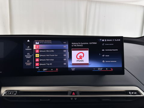 BMW iX xDrive40 High Executive 77 kWh [ 3-Fase ] (INCL-BTW) Aut. *PANO | HEAD-UP | HARMAN/KARDON-SURROUND | SOFT-CLOSE | DAB+ | DIGI-COCKPIT | HEATED-COMFORTSEATS | LASER-LED | CARPLAY | TOWBAR | AMBIENT-LIGHT | TOPVIEW | MEMORY-